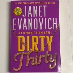 Dirty Thirty by Janet Evanovich Hardback